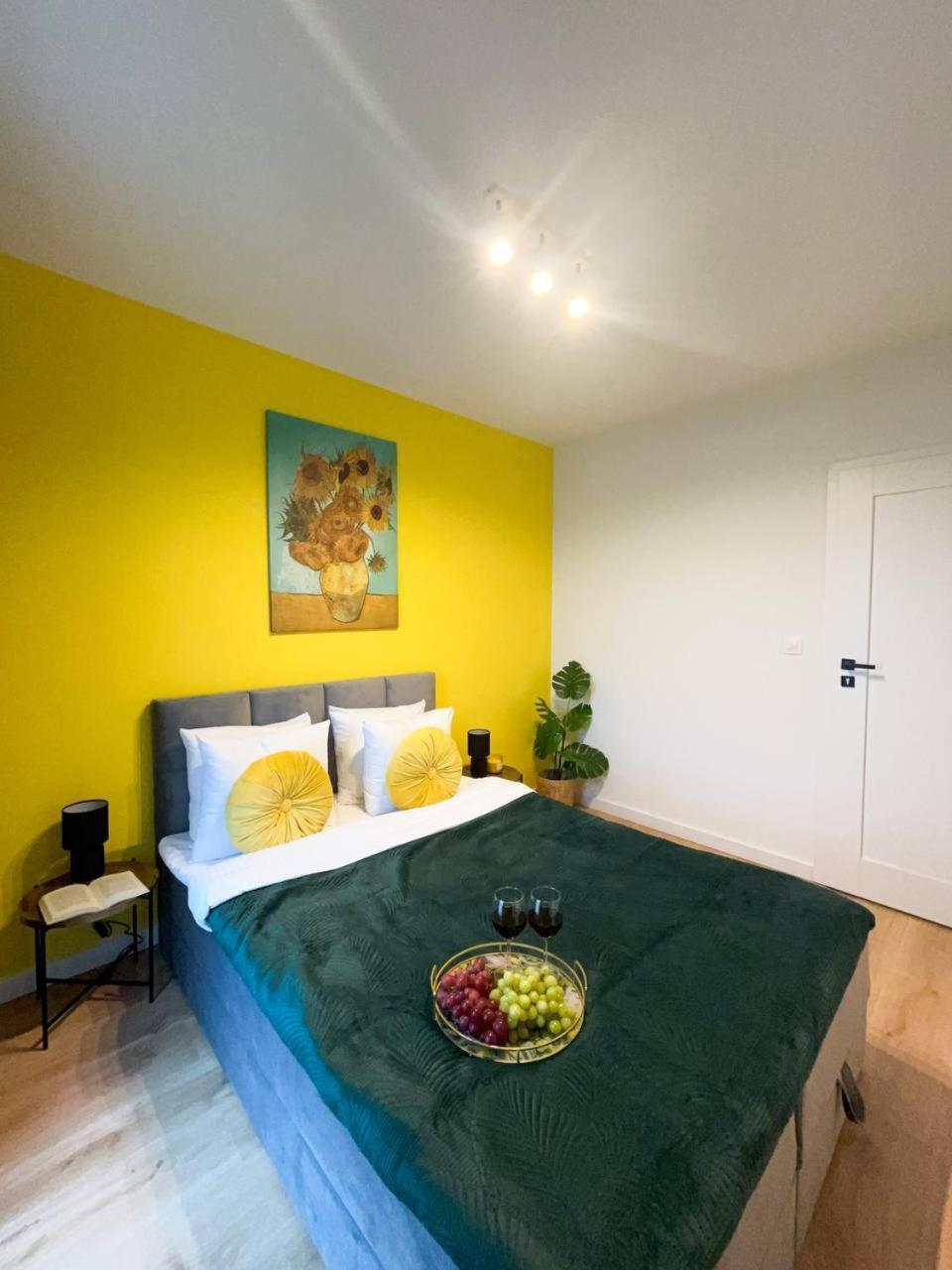 Lumina Luxury 3-Rooms Apartments With Parking Łódź Eksteriør billede