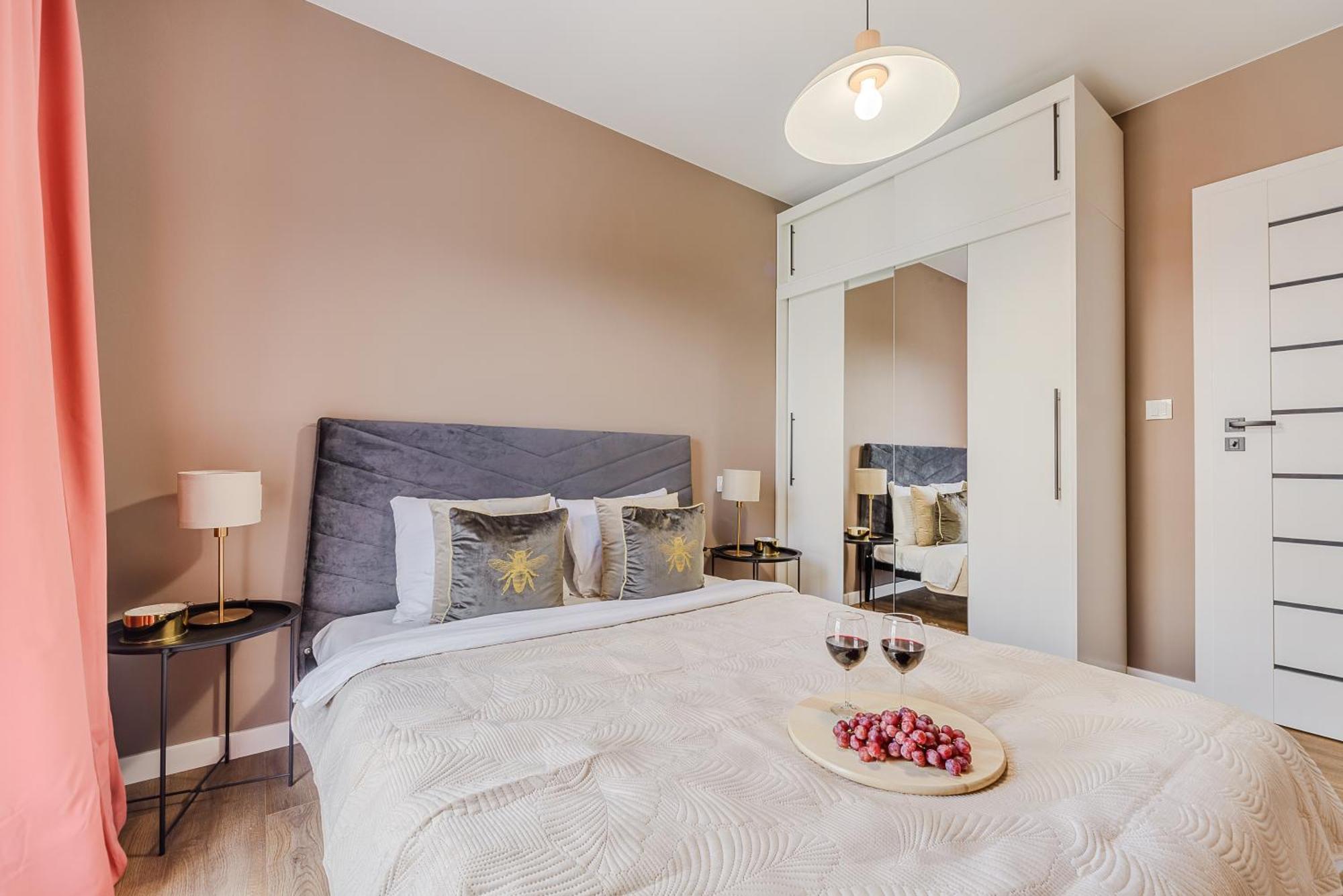 Lumina Luxury 3-Rooms Apartments With Parking Łódź Eksteriør billede